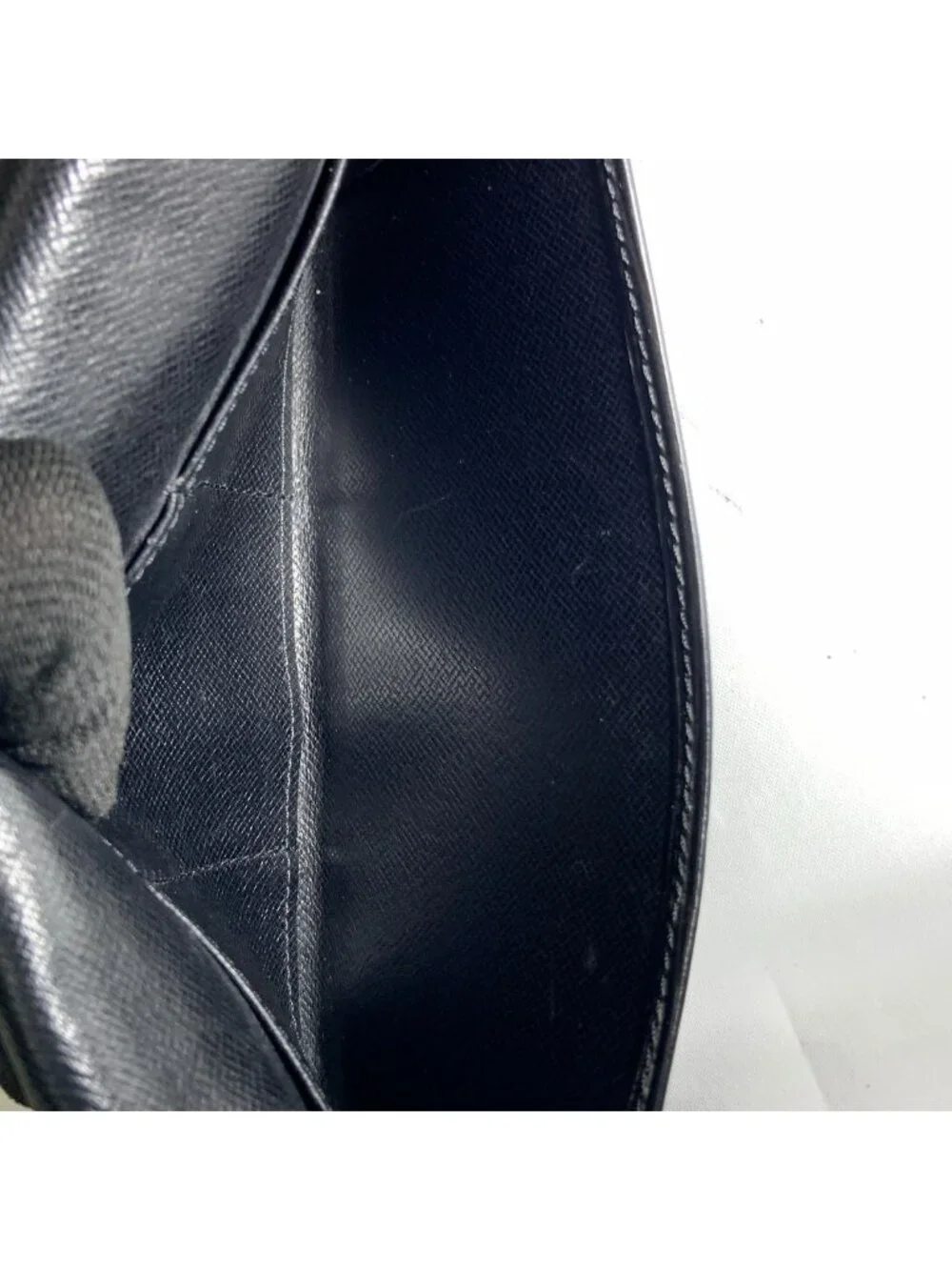 Louis Vuitton manufacturer louis